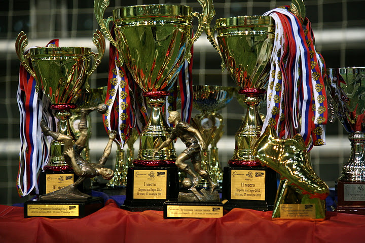 27 ноября 2011 года в Москве в манеже «Динамо» состоялся второй этап серии любительских турниров по футболу «Дорога на ЕВРО-2012». 