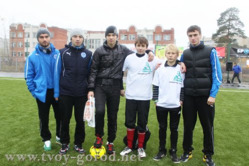 В футбольном турнире "Оранжевая бутса-2011"  участвовало 19 команд из Дзержинска, Решетихи и Нижнего Новгорода.