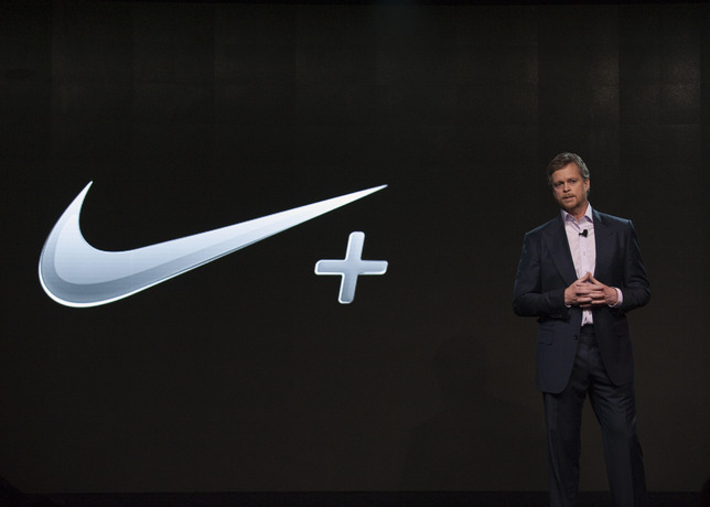 NIKE представляет Nike+ FuelBand и заявляет: вся жизнь – это спорт